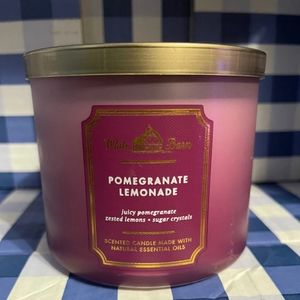 Pomegranate lemonade candle by bath and body works
